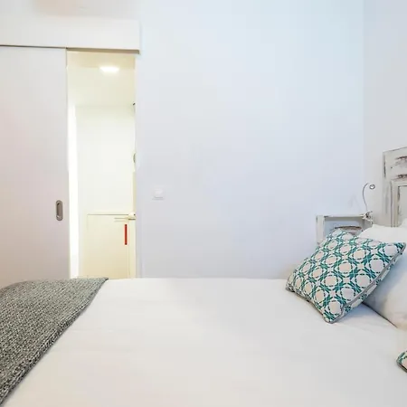 Sol A Alfama Typical Cosy Flat With River View Lissabon